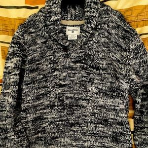 Large Billabong vneck sweater great condition